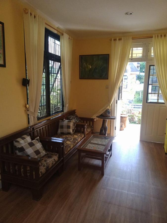 Villa Kota Bunga Cipanas 3 Kamar Baru Renovasi Full Wifi Cikundul Exterior photo